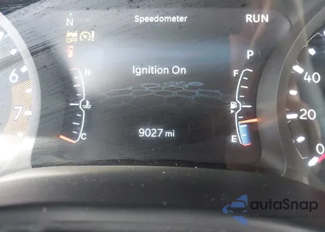 2024 Jeep Compass Latitude 4X4 z USA, uszkodzony, nr VIN 3C4NJDBN4RT106311